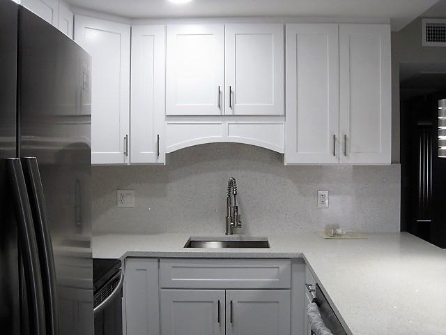 212 Preston F Boca Raton, FL 33434 - Photo 6 of 36 IMG_9758 (2)