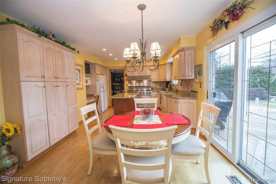 622 Canterbury Road Grosse Pointe, MI 48236 - Photo 10 of 54 Mike_Popso_Sotheby's_Grosse_Pointe-12.jpg