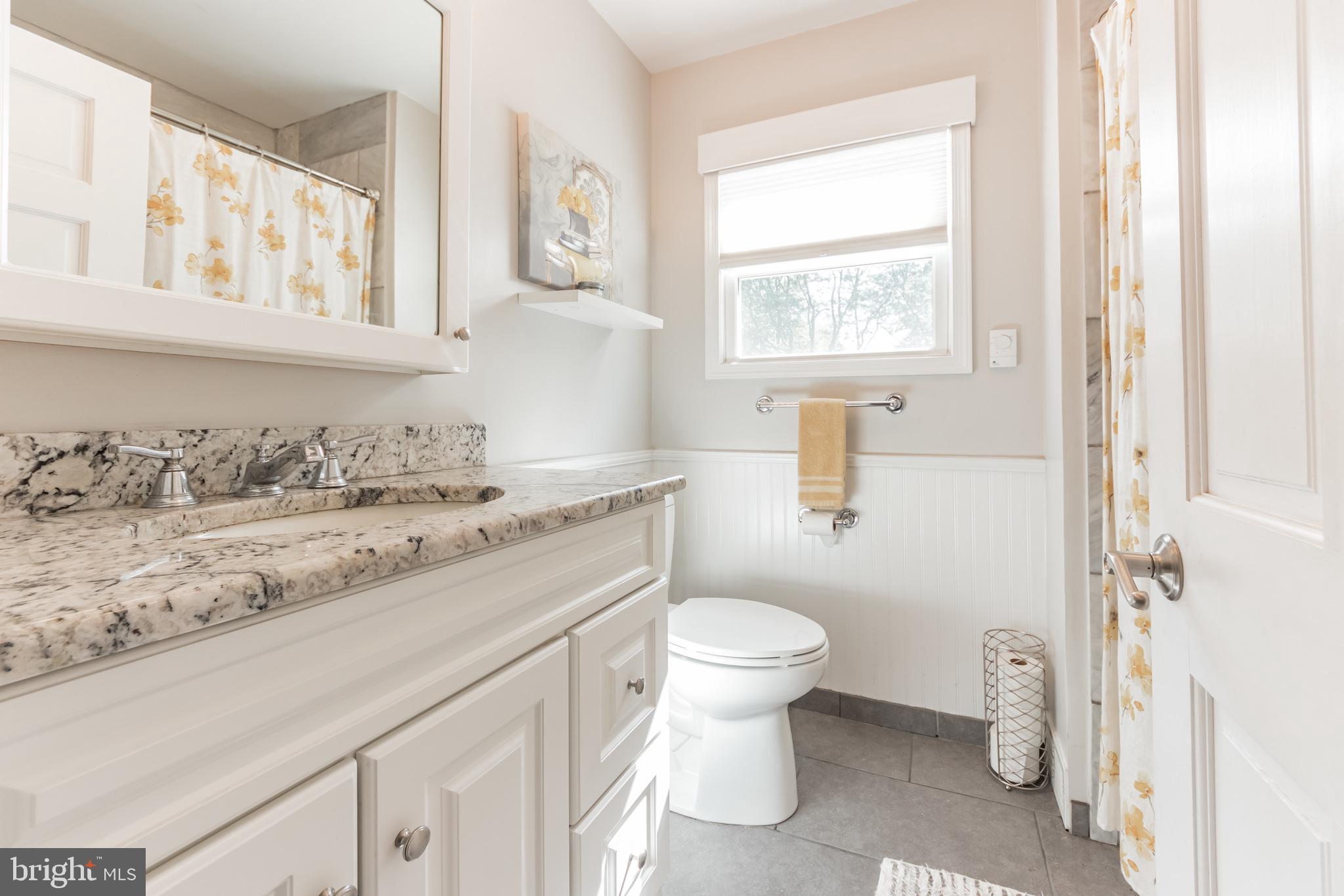 249 Poplar Road Warminster, PA 18974 - Photo 23 of 30 Hall Bath