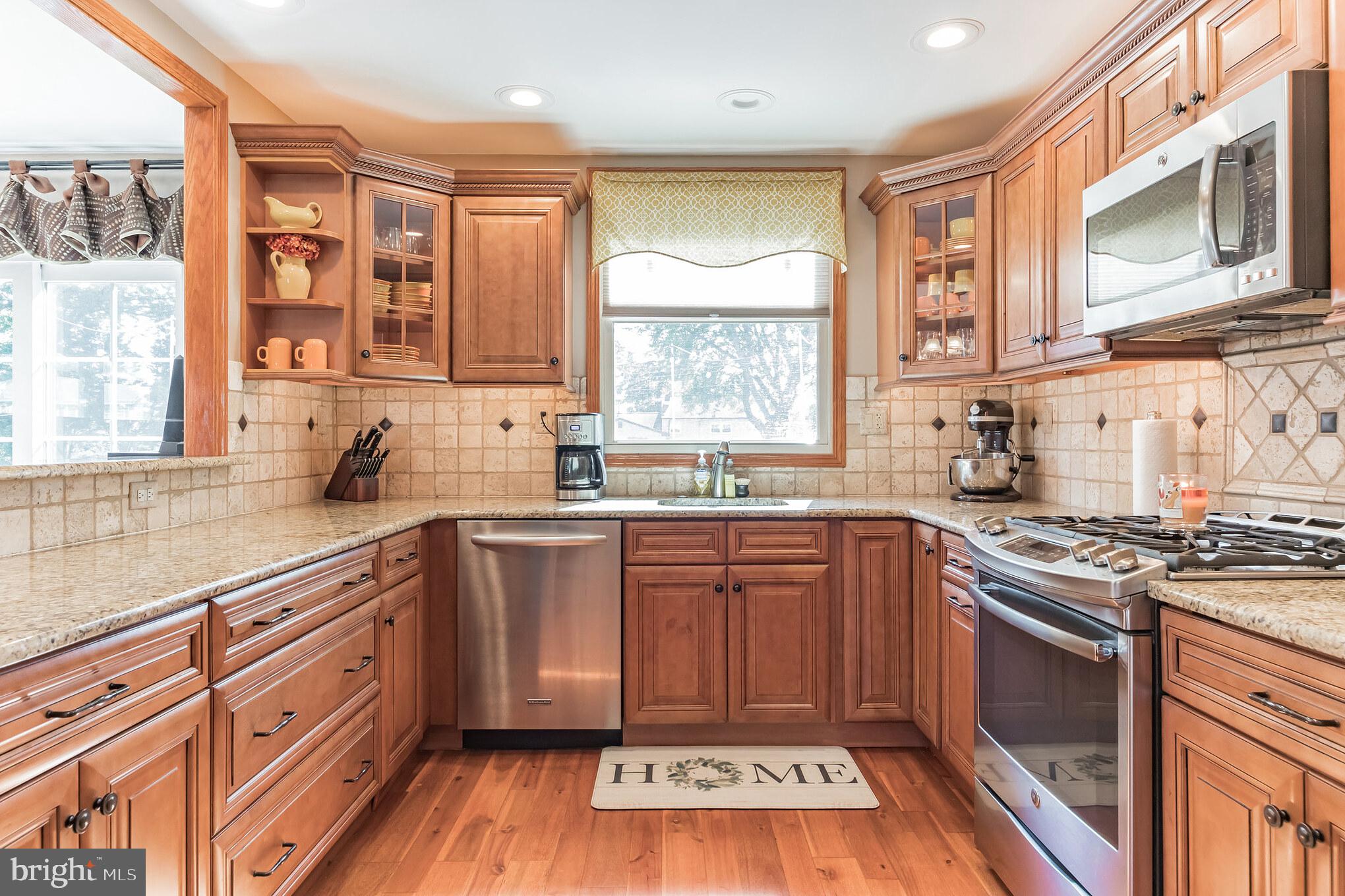 249 Poplar Road Warminster, PA 18974 - Photo 10 of 30 New Kitchen