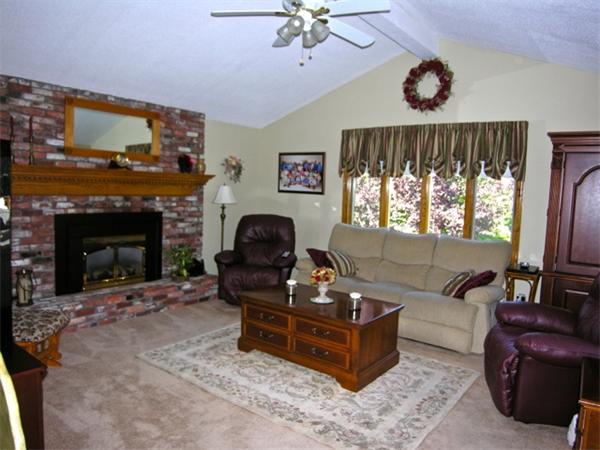 6 Marks Road Weymouth, MA 02189 - Photo 12 of 28 Gallery Image 12