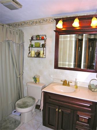 6 Marks Road Weymouth, MA 02189 - Photo 16 of 28 Gallery Image 16