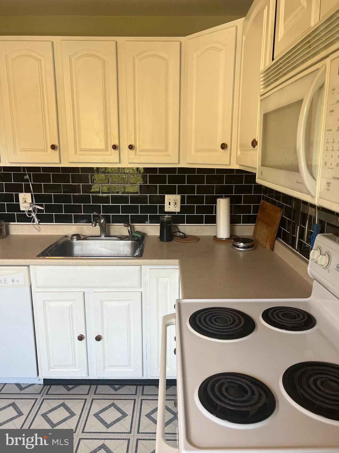 103 Deep Run Road, Unit B3 Dublin, PA 18917 - Photo 6 of 10 Gallery Image 6