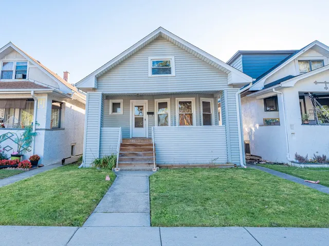 $229,900 | 5707 South Spaulding Avenue, Chicago, IL 60629