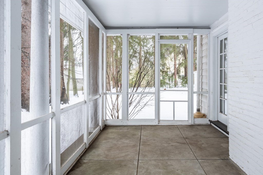 46 Pine Ridge Road Newton, MA 02468 - Photo 8 of 18 a view of an entryway