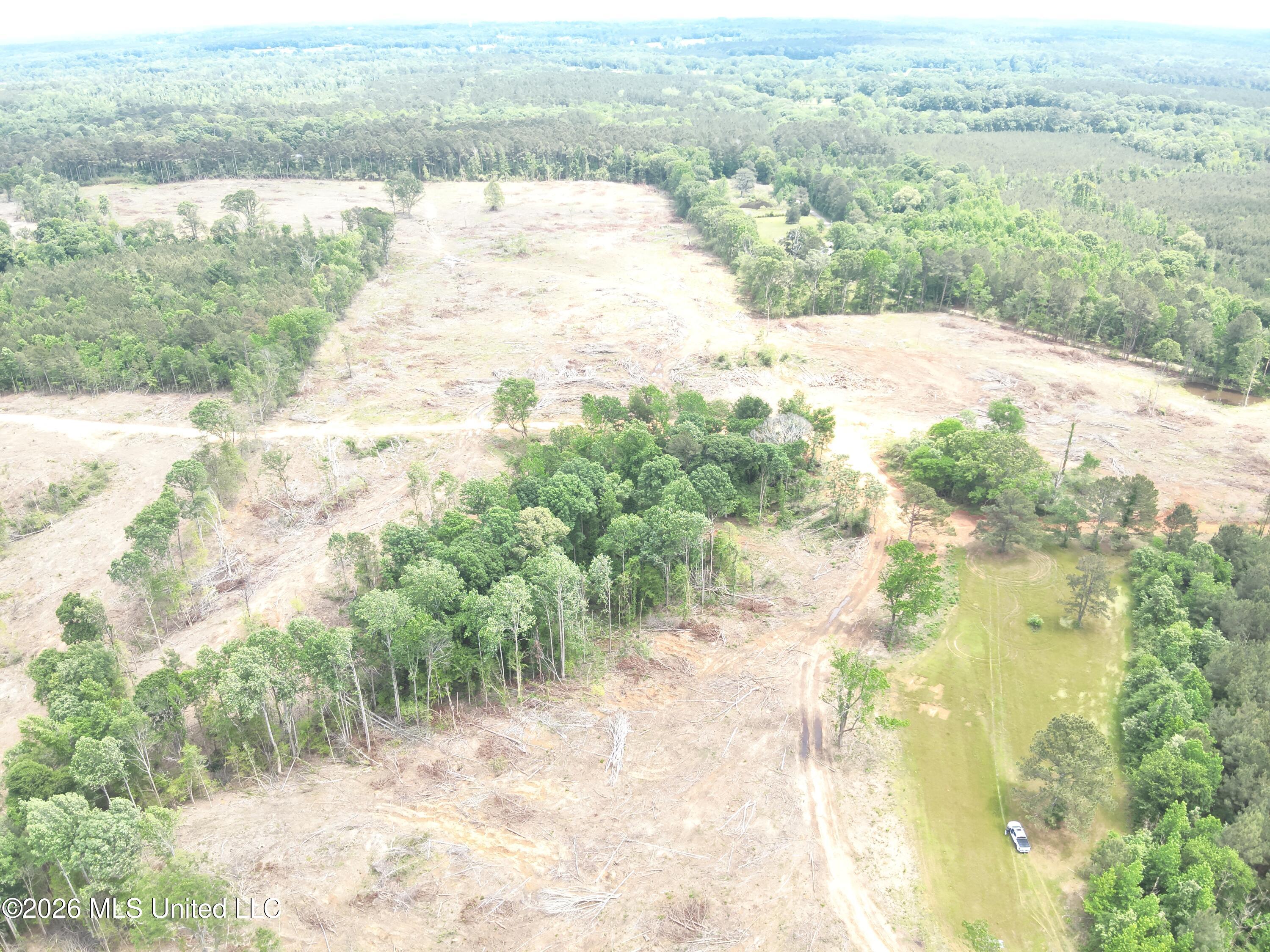559 Smith County Road Pulaski, MS 39152 - Photo 2 of 35 DJI_20260427131530_0003_V