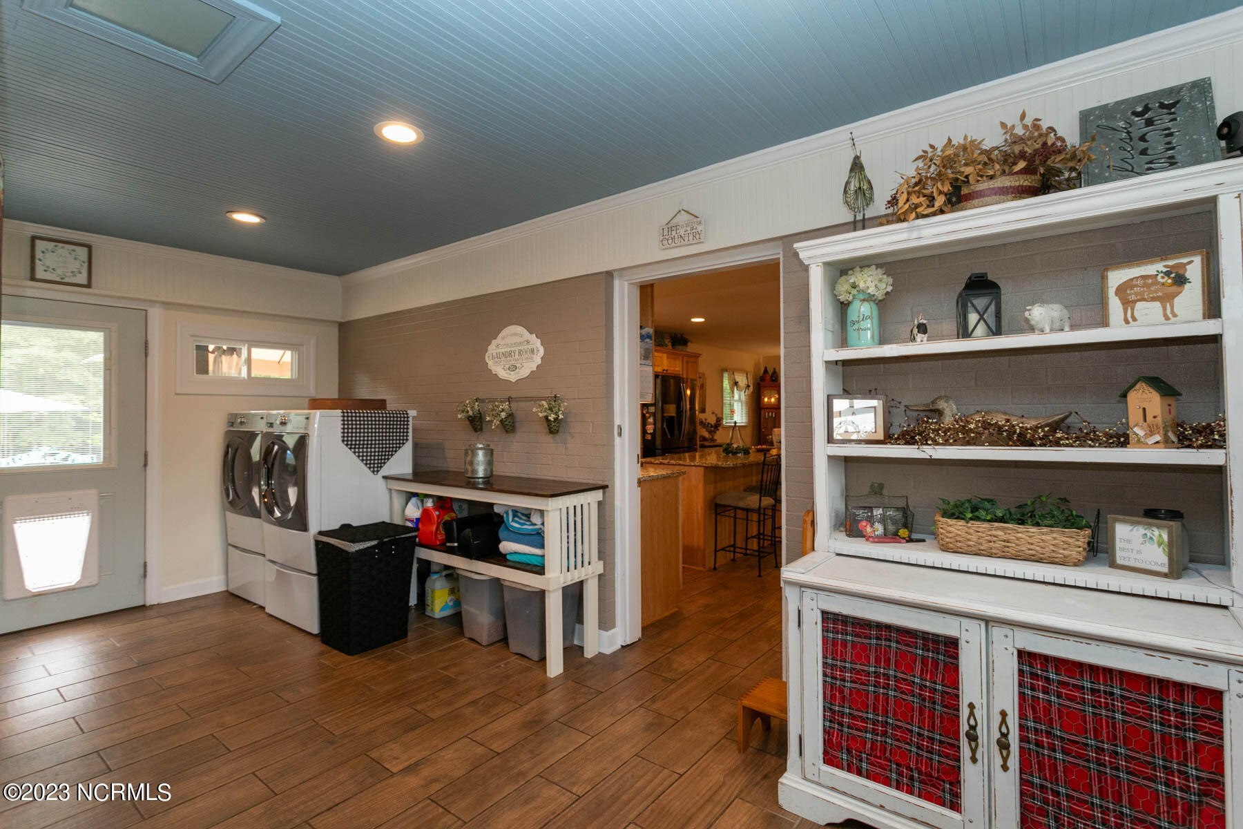 1259 Peace Road Carthage, NC 28327 - Photo 16 of 50 mudroom-laundry3