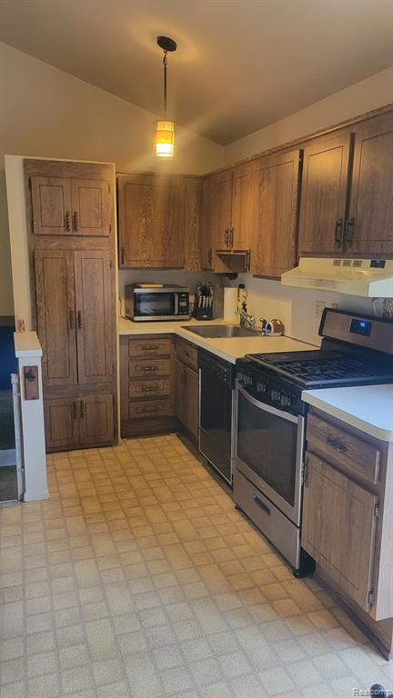 22123 Inkster Road Farmington Hills, MI 48336 - Photo 15 of 28