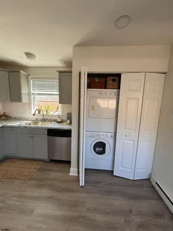 $244,900 | 218 East Edgewater Avenue, Pleasantville, NJ 08232