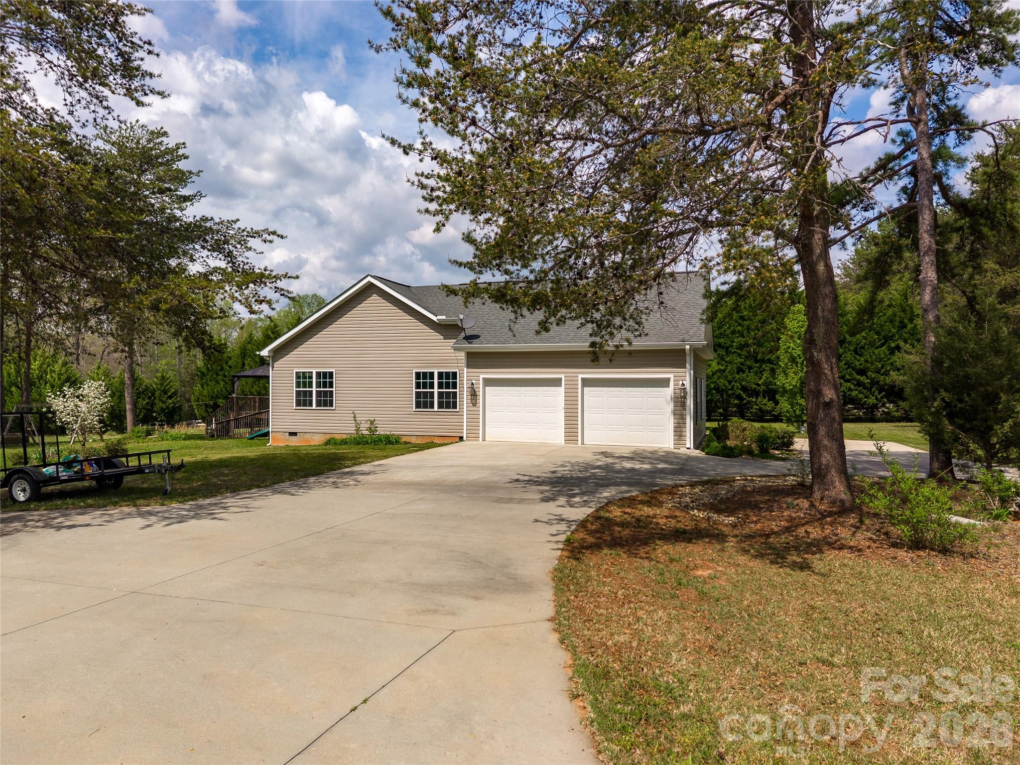 2500 South Blackstock Road Landrum, SC 29356 - Photo 6 of 48