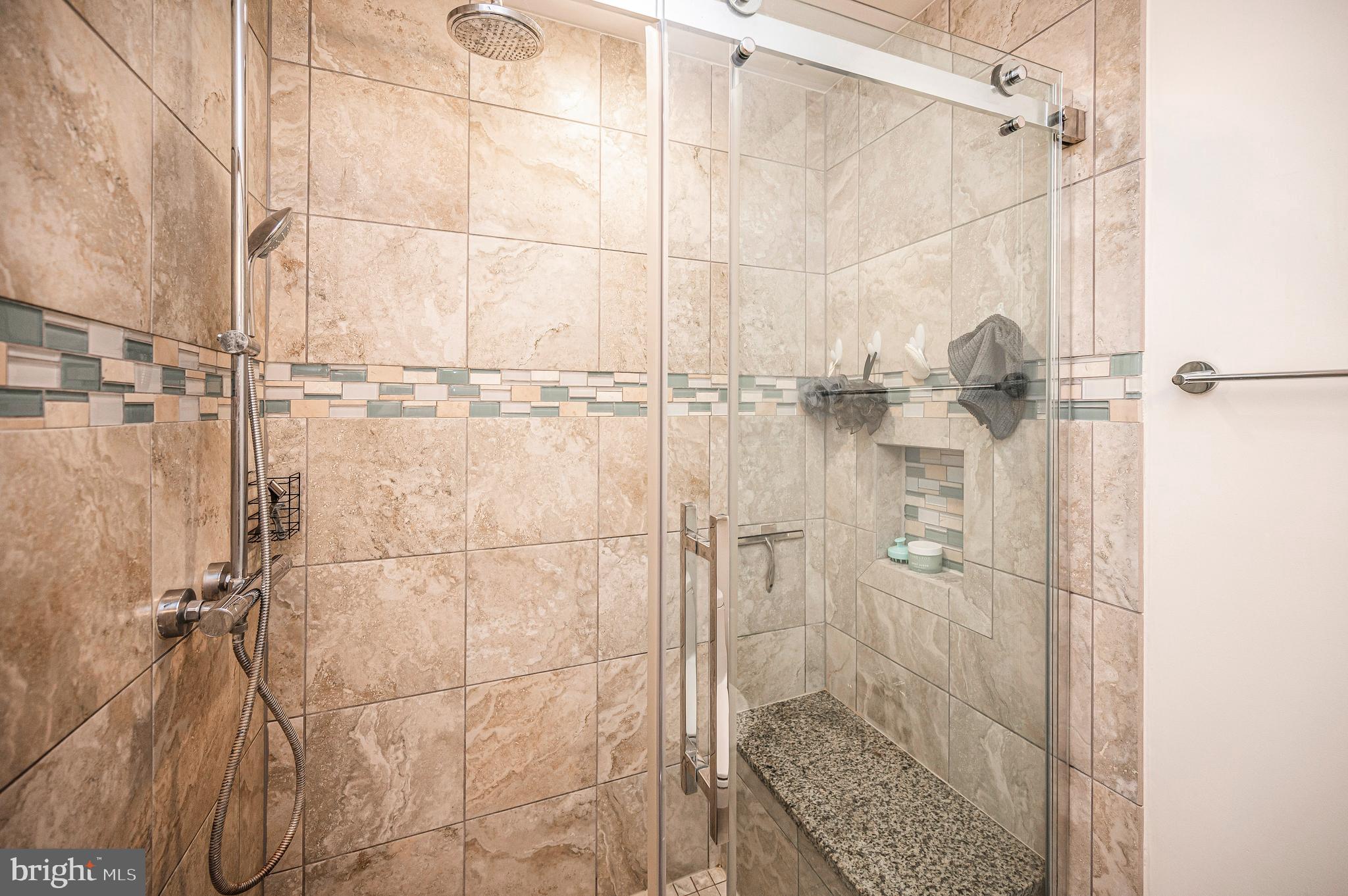 2215 Glencourse Lane Reston, VA 20191 - Photo 29 of 68