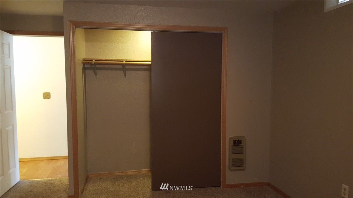 15302 Runyon Road Southeast Rainier, WA 98576 - Photo 11 of 20