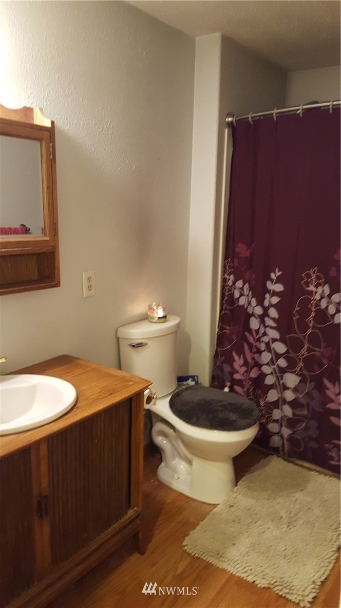 15302 Runyon Road Southeast Rainier, WA 98576 - Photo 13 of 20