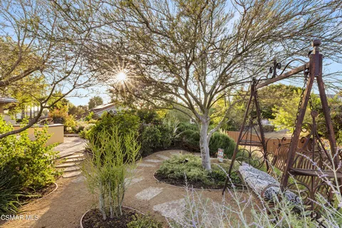 $1,099,000 | 121 Windsong Street, Thousand Oaks, CA 91360
