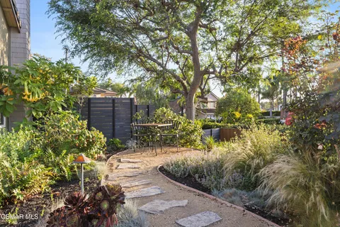 $1,099,000 | 121 Windsong Street, Thousand Oaks, CA 91360