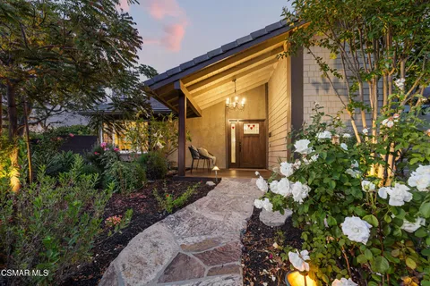 $1,099,000 | 121 Windsong Street, Thousand Oaks, CA 91360