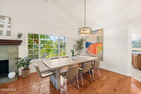 $1,099,000 | 121 Windsong Street, Thousand Oaks, CA 91360