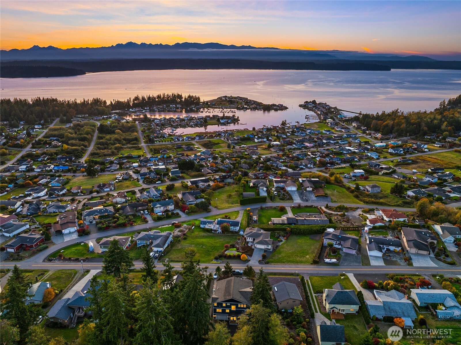 37549 Olympic View Road Northeast Hansville, WA 98340 - Photo 33 of 40