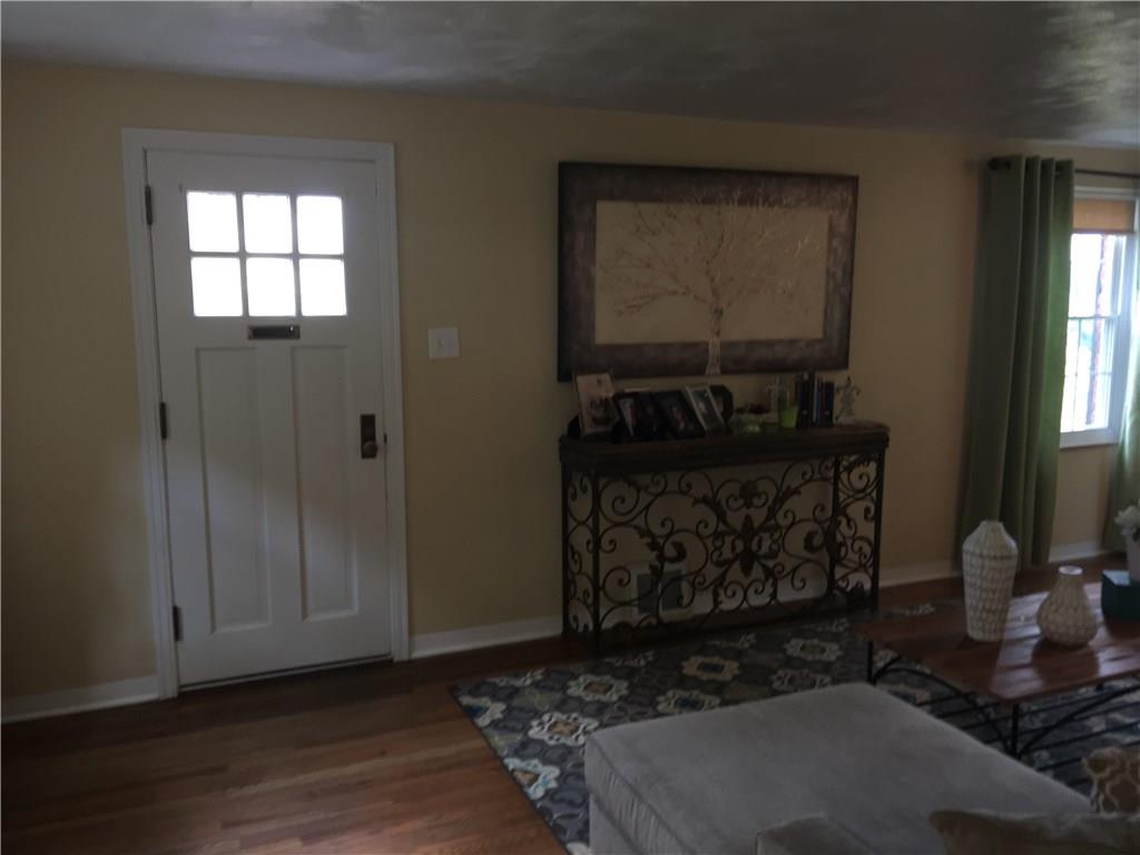 824 Middle Road Pittsburgh, PA 15234 - Photo 5 of 25 Gallery Image 5