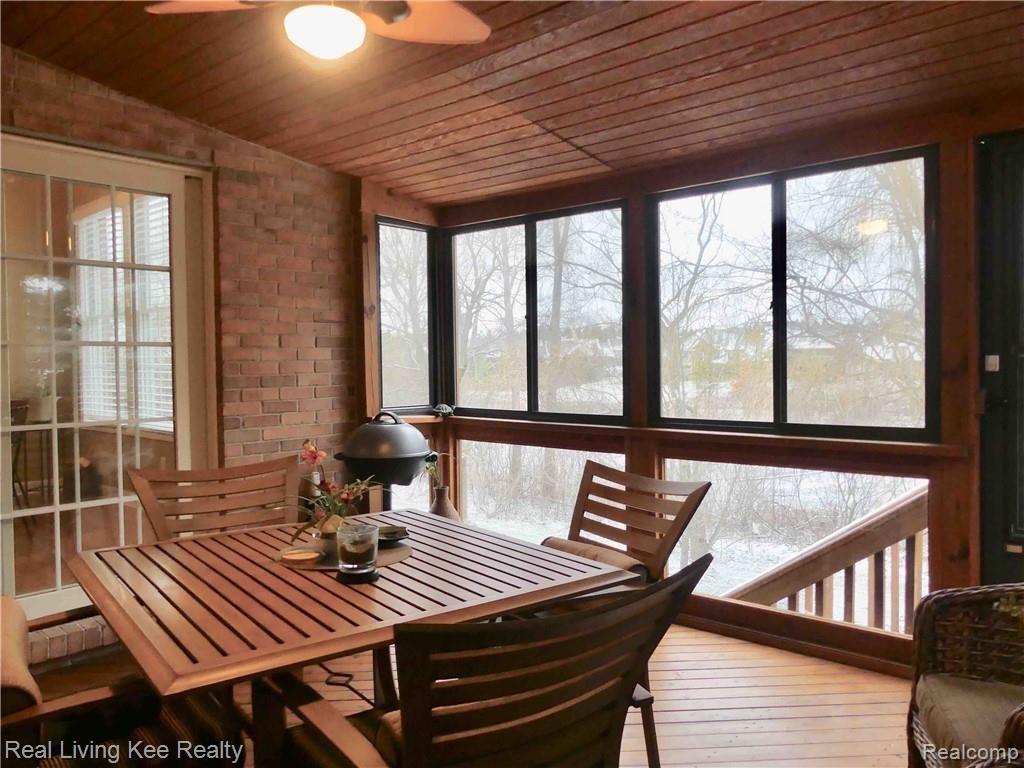 5209 Belmonte Drive Rochester, MI 48306 - Photo 18 of 43 Enclosed porch off kitchen and dining room