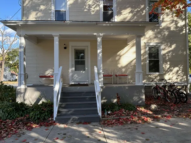 $334,900 | 701 East 2nd Avenue, Brodhead, WI 53520