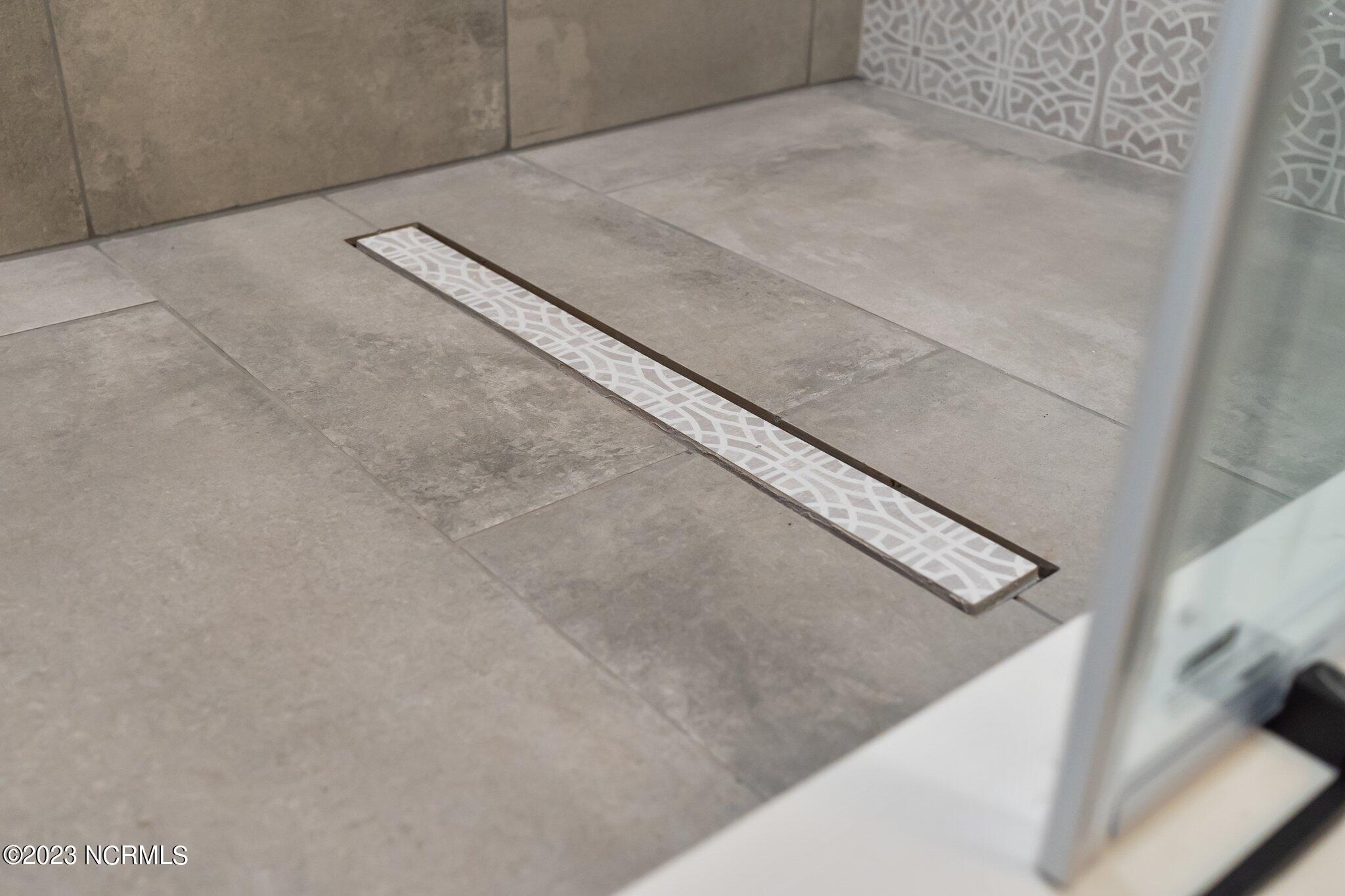 4482 Gordon Road Wilmington, NC 28405 - Photo 12 of 17 Shower Detail