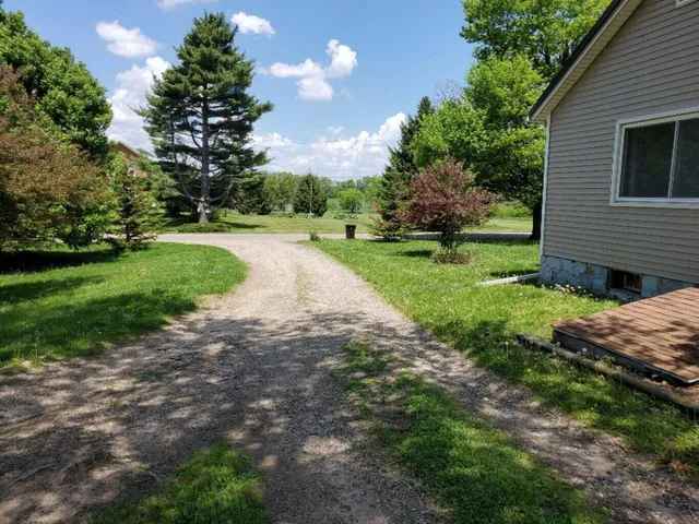 $289,900 | 3151 East Bacon Road, Hillsdale, MI 49242