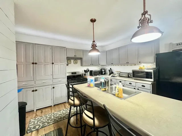 $289,900 | 3151 East Bacon Road, Hillsdale, MI 49242