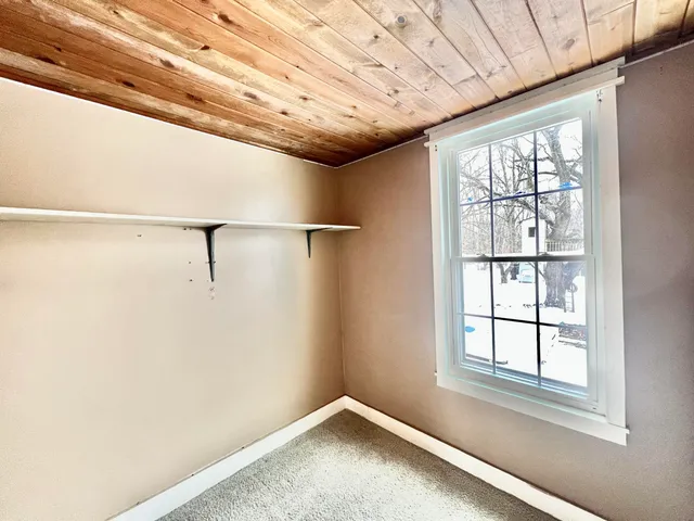 $289,900 | 3151 East Bacon Road, Hillsdale, MI 49242