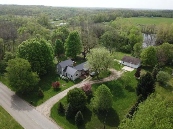 $269,900 | 3151 East Bacon Road, Hillsdale, MI 49242