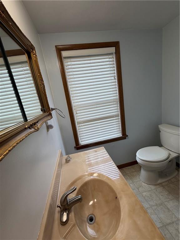 120 South Washington Street, Unit A Butler, PA 16001 - Photo 15 of 27 Bathroom