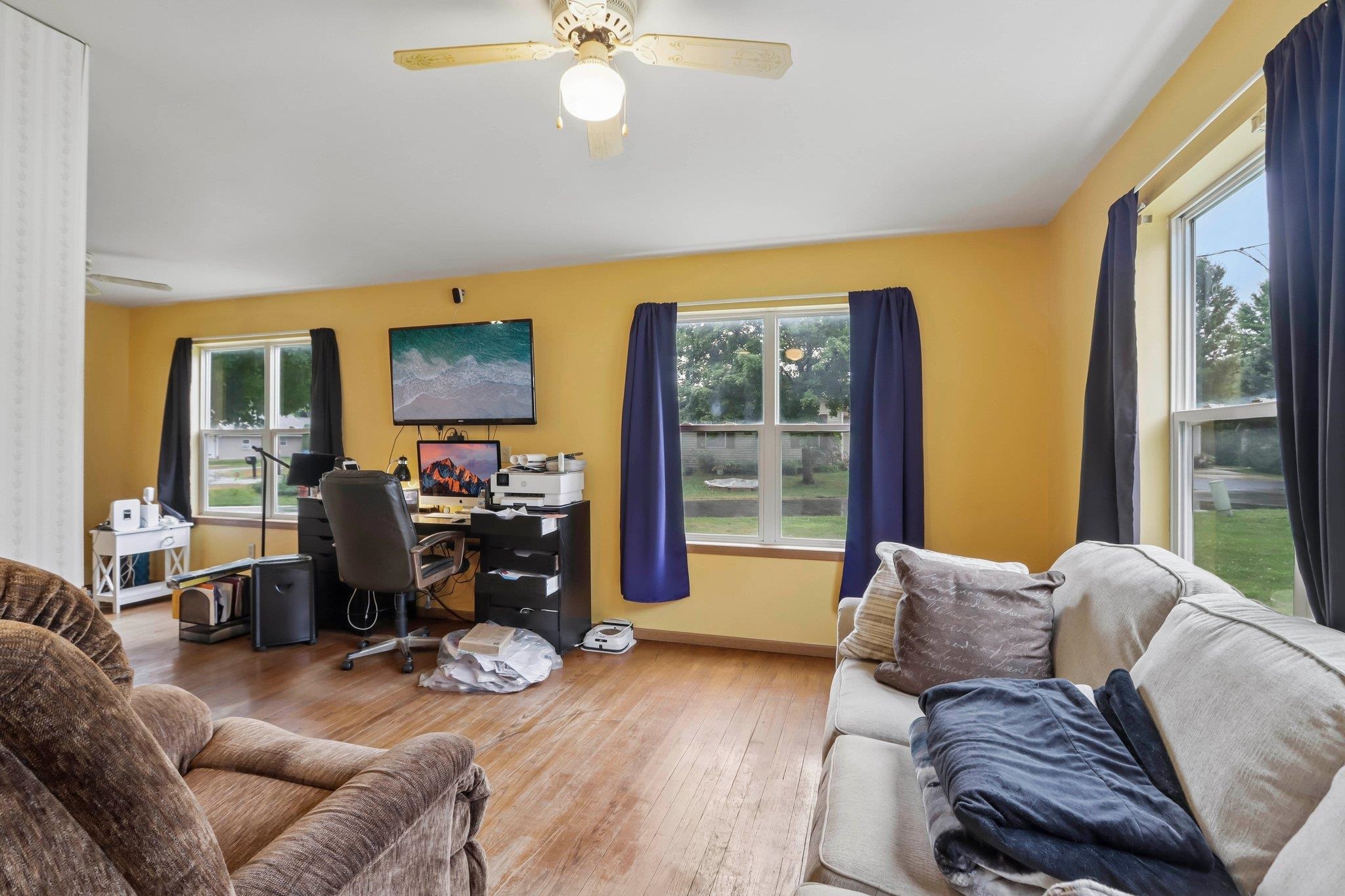 S8007 Maple Park Road Prairie du Sac, WI 53578 - Photo 3 of 42 Gallery Image 3