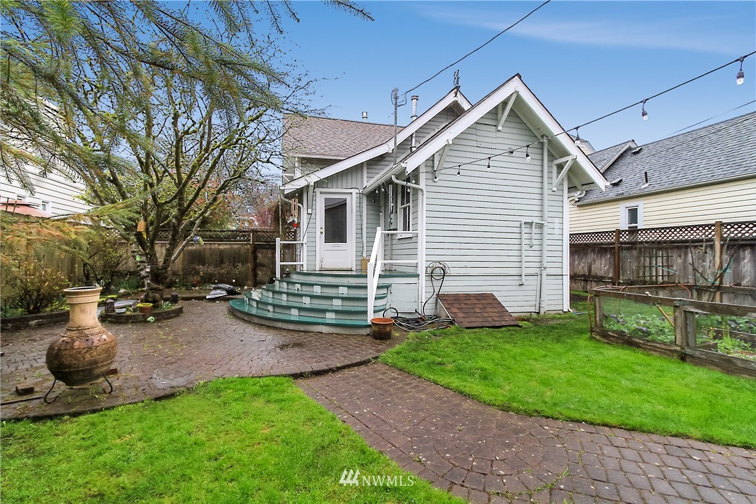 1927 Rucker Avenue Everett, WA 98201 - Photo 19 of 25