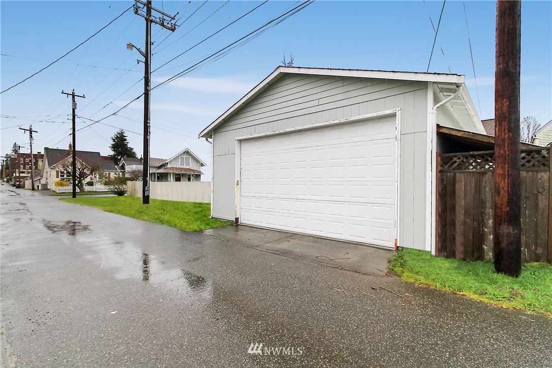 1927 Rucker Avenue Everett, WA 98201 - Photo 21 of 25