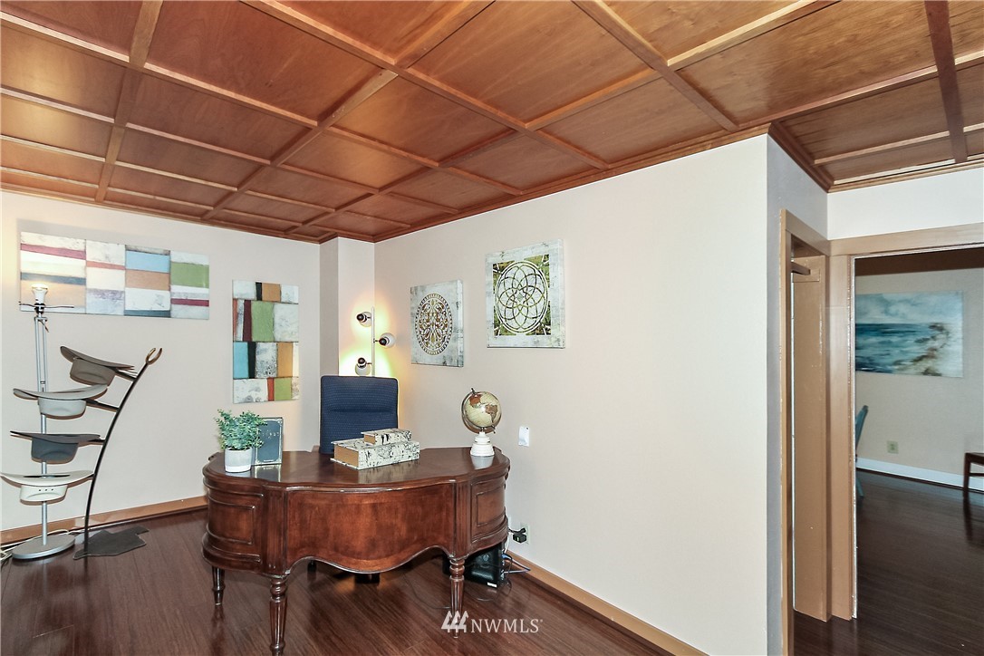 1927 Rucker Avenue Everett, WA 98201 - Photo 9 of 25