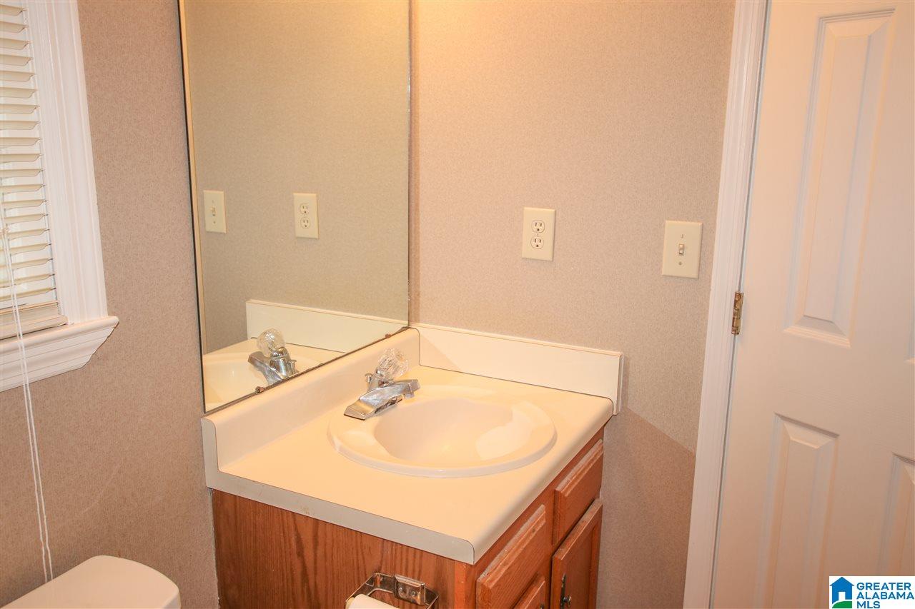 2415 Royal Lane Pelham, AL 35124 - Photo 24 of 33