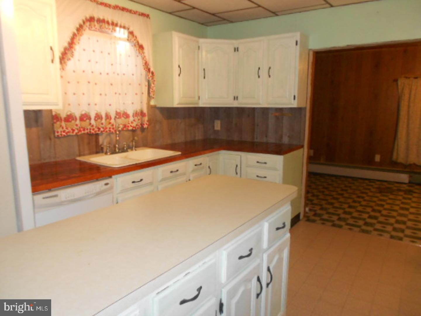 67 Pleasant Valley Road Pine Grove, PA 17963 - Photo 12 of 24 Kitchen