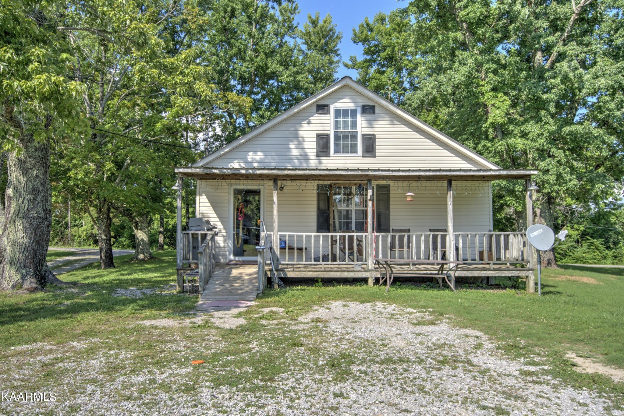 2099 Doubletop Road Jamestown, TN 38556 - Photo 1 of 38 Gallery Image 1