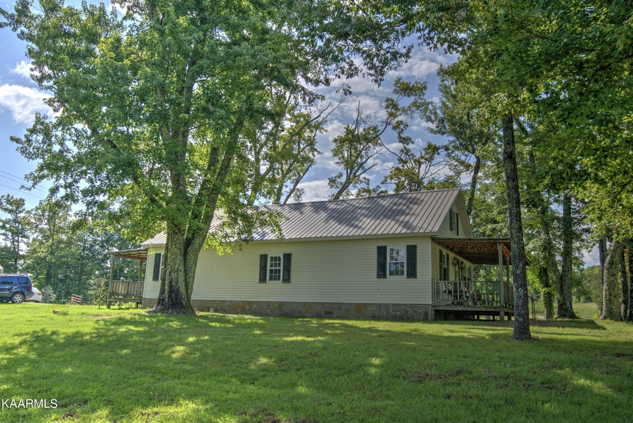 2099 Doubletop Road Jamestown, TN 38556 - Photo 5 of 38 Gallery Image 5