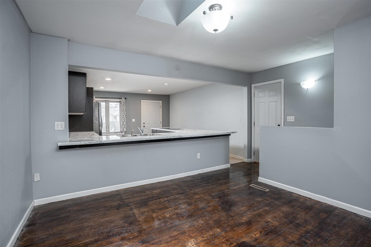 2025 Western Road Iowa City, IA 52240 - Photo 6 of 13 Gallery Image 6