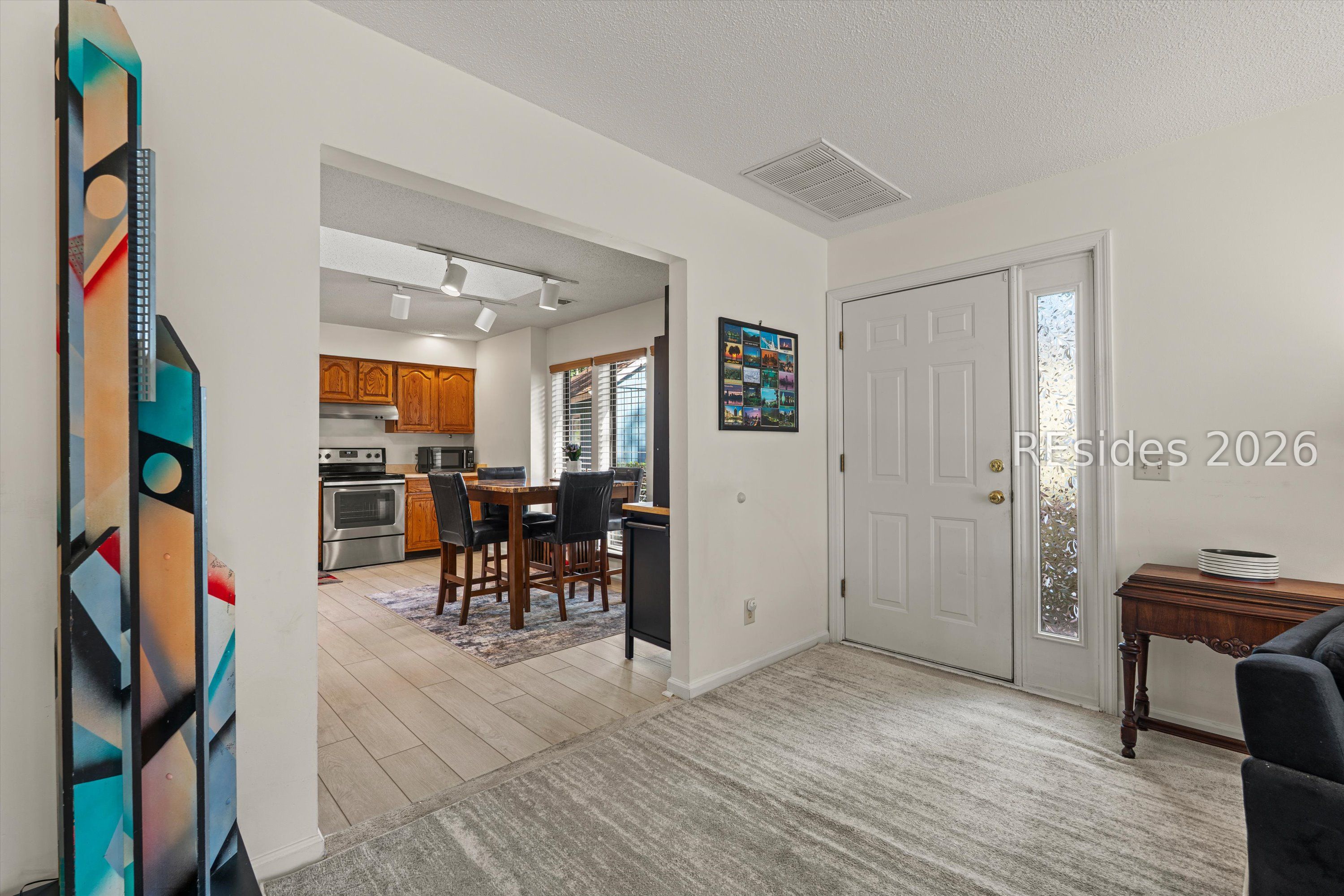 36 Wee Road, Unit 36 Hilton Head Island, SC 29926 - Photo 2 of 31 Foyer
