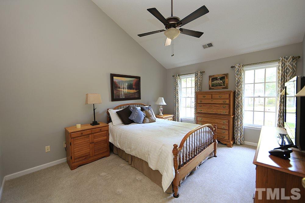 3320 Singleleaf Lane Raleigh, NC 27616 - Photo 16 of 25 Gallery Image 16