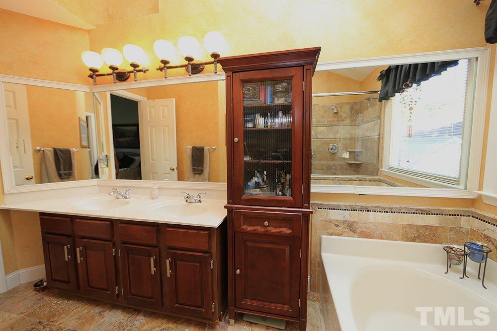 3320 Singleleaf Lane Raleigh, NC 27616 - Photo 18 of 25 Gallery Image 18