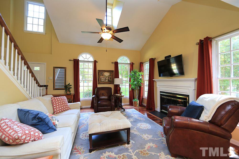 3320 Singleleaf Lane Raleigh, NC 27616 - Photo 5 of 25 Gallery Image 5