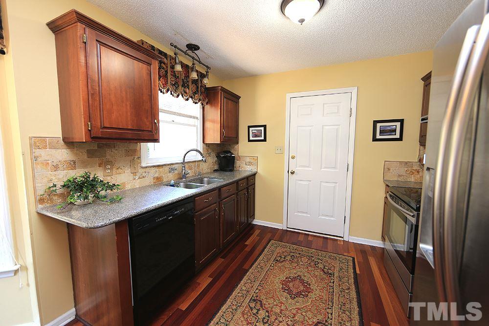 3320 Singleleaf Lane Raleigh, NC 27616 - Photo 9 of 25 Gallery Image 9