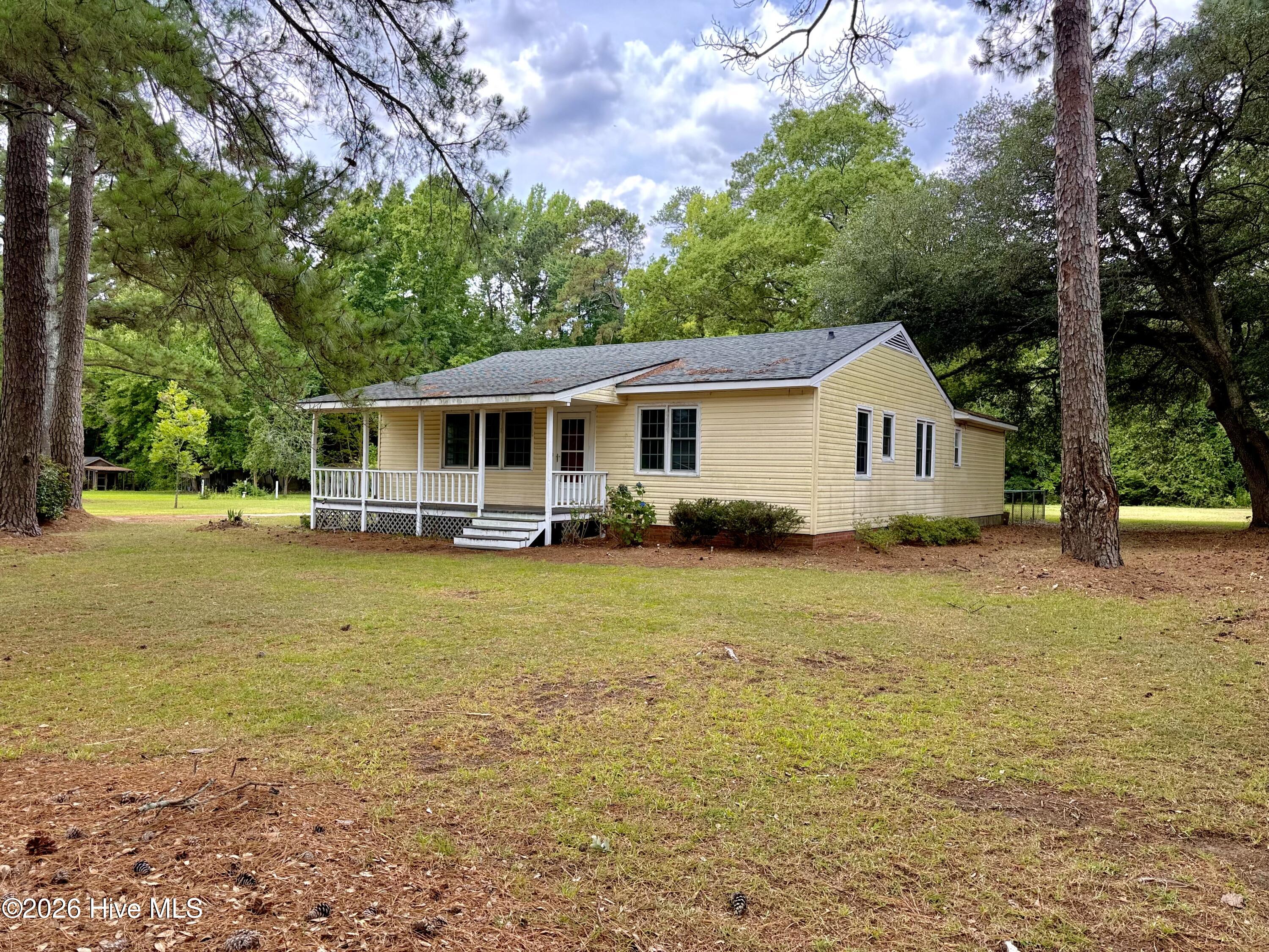 2898 Wallace Family Road Kinston, NC 28501 - Photo 3 of 58