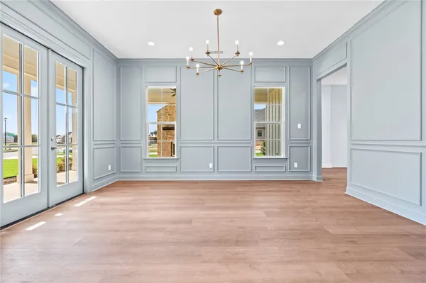 $1,025,000 | 301 Champions Way, McGregor, TX 76657