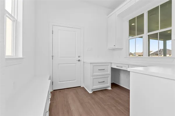 $1,025,000 | 301 Champions Way, McGregor, TX 76657