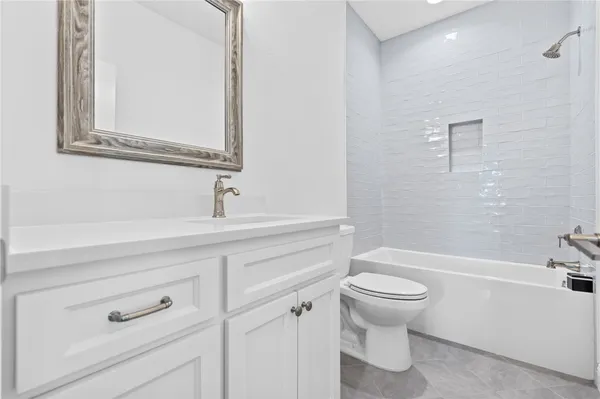 $1,025,000 | 301 Champions Way, McGregor, TX 76657