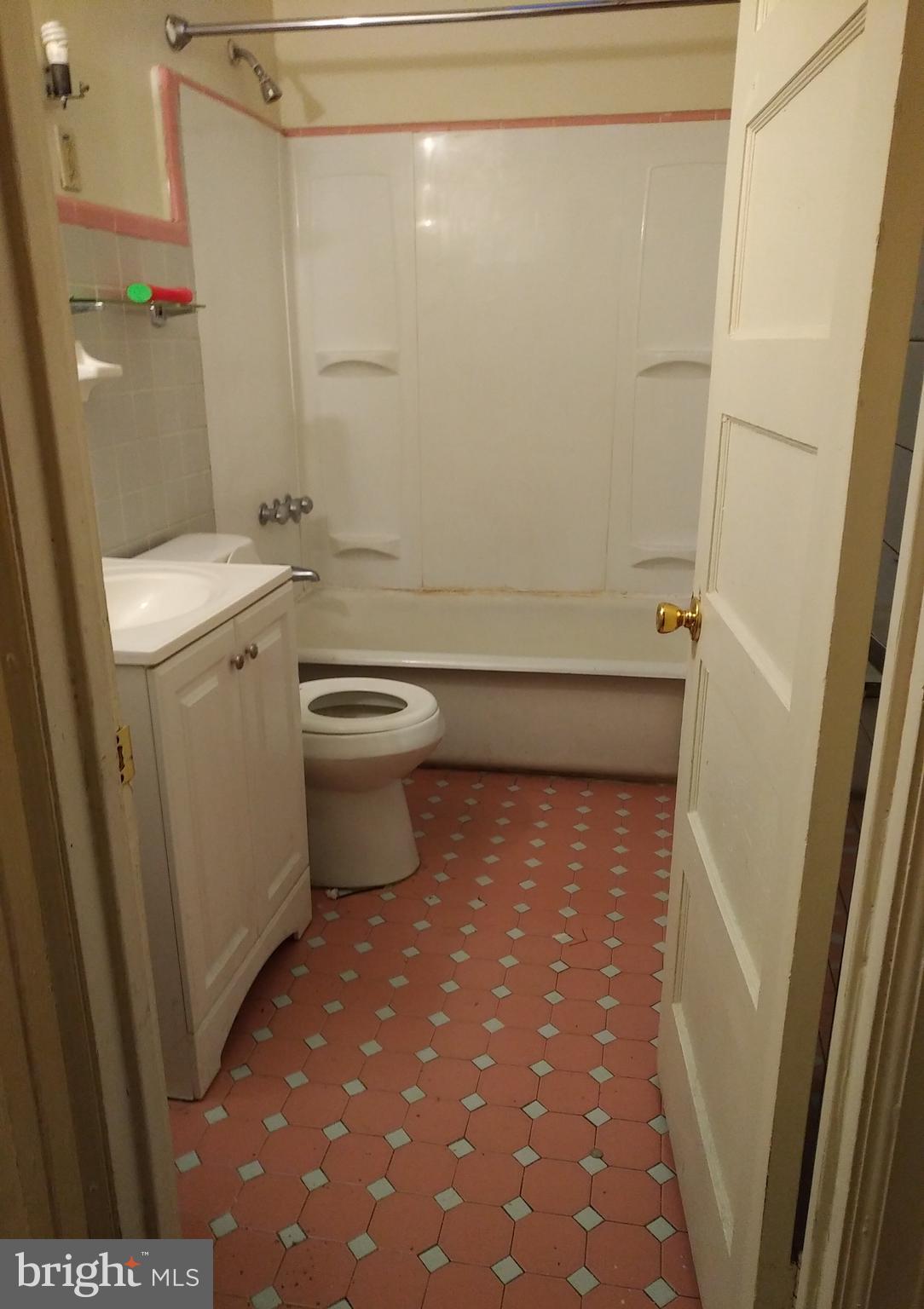 7141 Radbourne Road Upper Darby, PA 19082 - Photo 11 of 12 Hall Bath